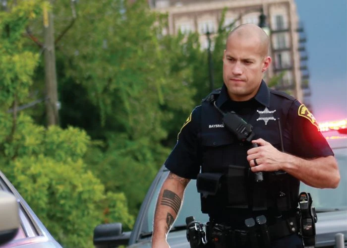 Body Worn Cameras Help Keep Law Enforcement Safe (3)